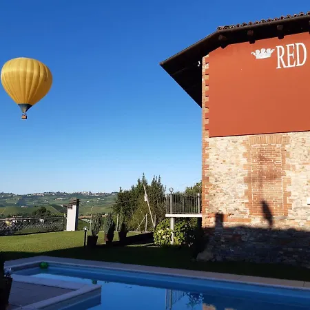 Red Wine Casa di campagna La Morra