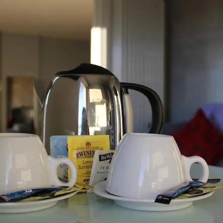 Red Wine * لا مورّا