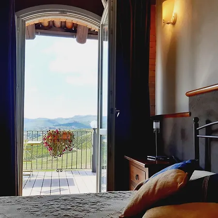 Red Wine لا مورّا